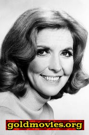 Anne Meara come Purse Snatching Victim in Police Station