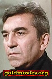 Georges Géret come Raymond Sintes