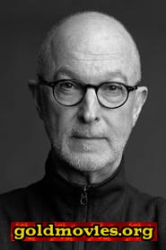 Martin Brest come Beverly Palms Hotel Checkout Clerk (uncredited)