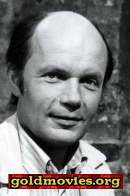 Etienne Dirand come Le médecin de l'hôpital
