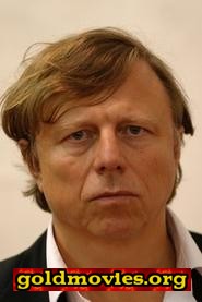 Hans Peter Cloos come Monsieur Duphour-Paquet