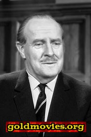 Robert Raglan come Bystander