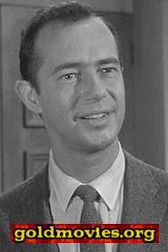 William Lanteau come Reverend Cabot