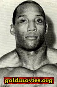 Earl Maynard come Panama - Insurance Company