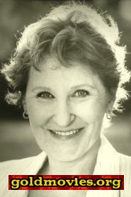 Kate Williamson come Mrs. Winger