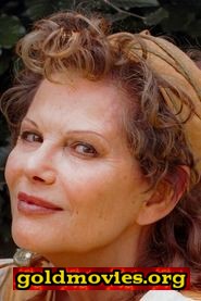 Maïté Nahyr come Madeleine Duphour-Paquet