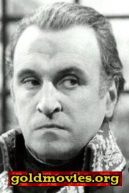 Alain Nobis come Second sewer policeman