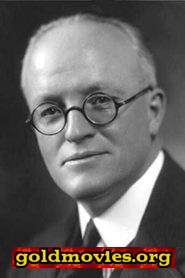 Hugh Walpole come The Vicar
