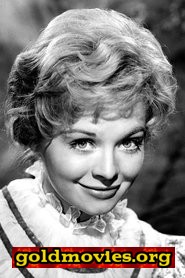 Susannah York come Candace Trumpey