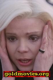Isabelle Marchall come Paola Whitney