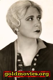 Ruth Cherrington come Swedish Queen (uncredited)